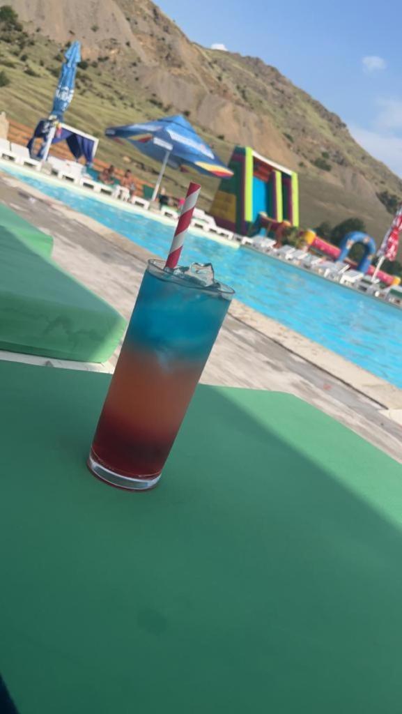 Готель Relax Greci Екстер'єр фото