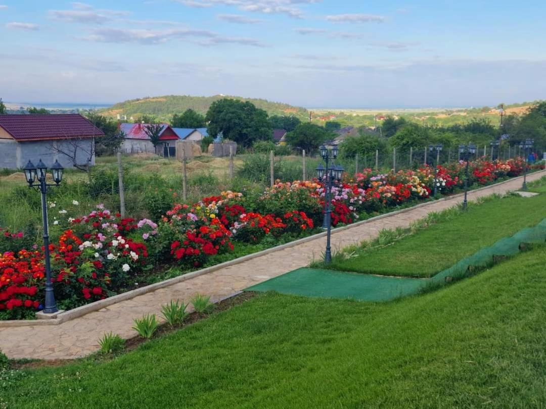 Готель Relax Greci Екстер'єр фото