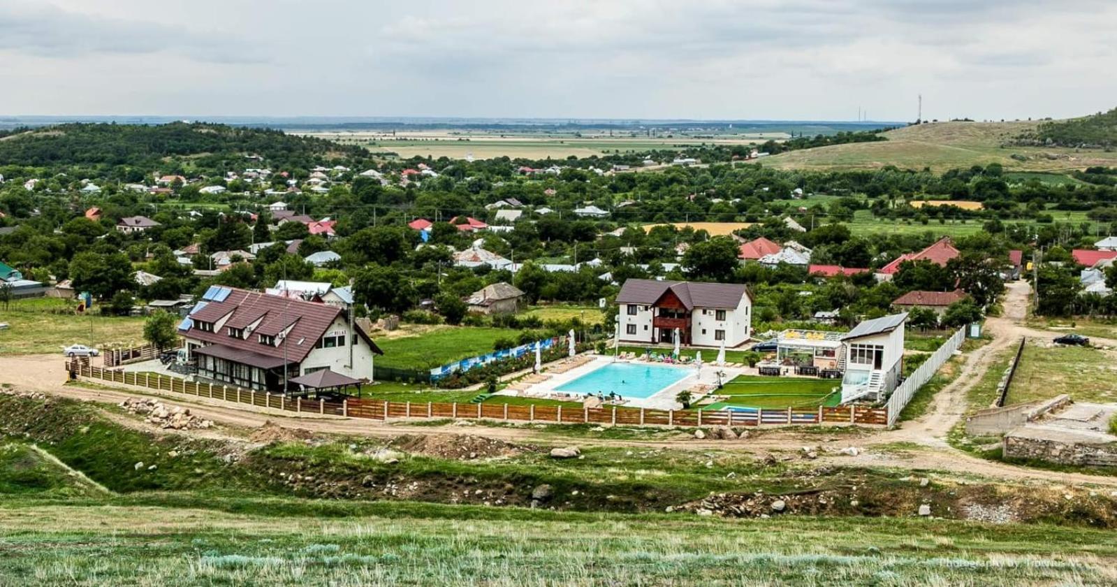 Готель Relax Greci Екстер'єр фото